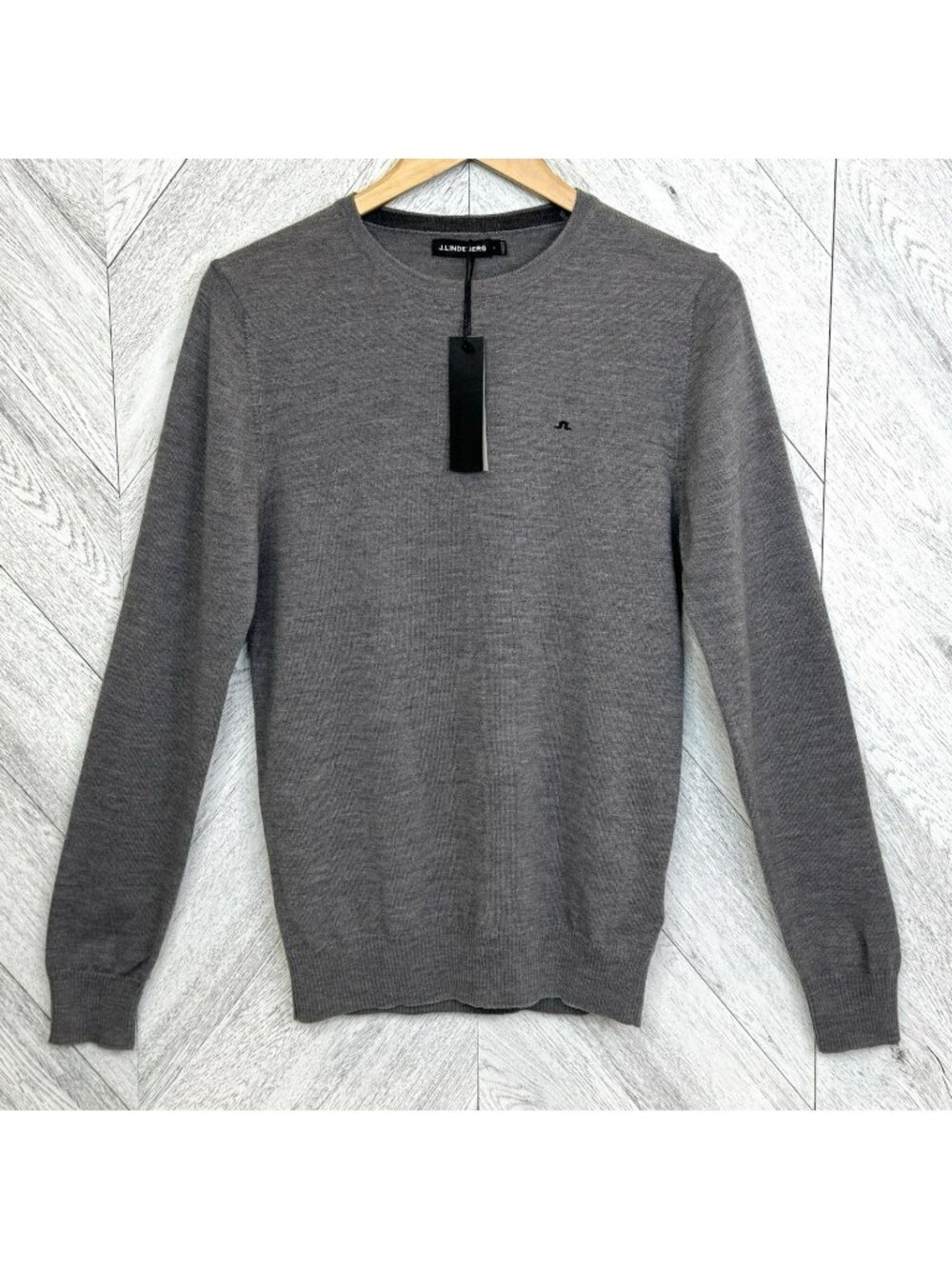 J Lindeberg 100% Merino Wool Sweater Mens Small Gray Crew Neck Long Sleeve NWT